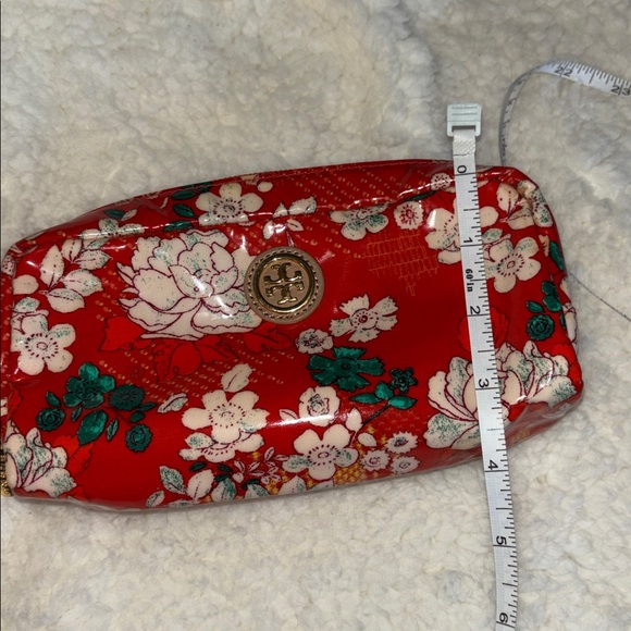 Tory Burch Red and Green Floral Cosmetic Case - Picture 5 of 6